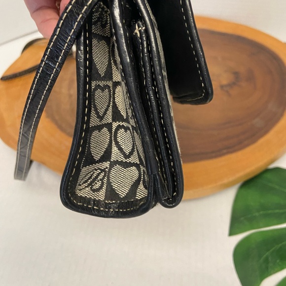 Brighton Wallet Cross Body - Picture 3 of 16